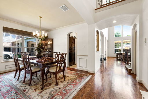 hall7-web-or-mls-1765 Mustant Trl-07.jpg